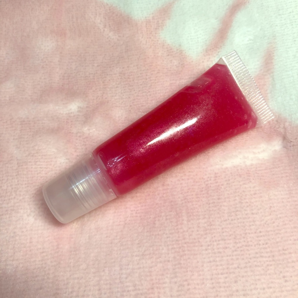 Pink lip gloss